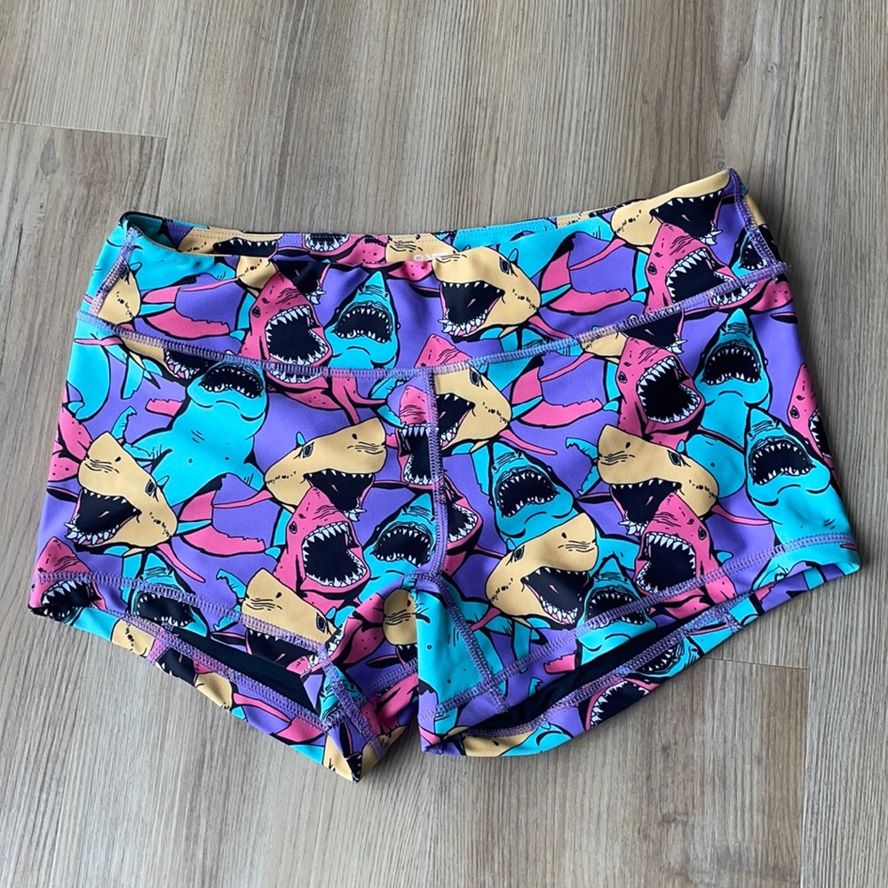 NWOT KFT booty shorts. Size M